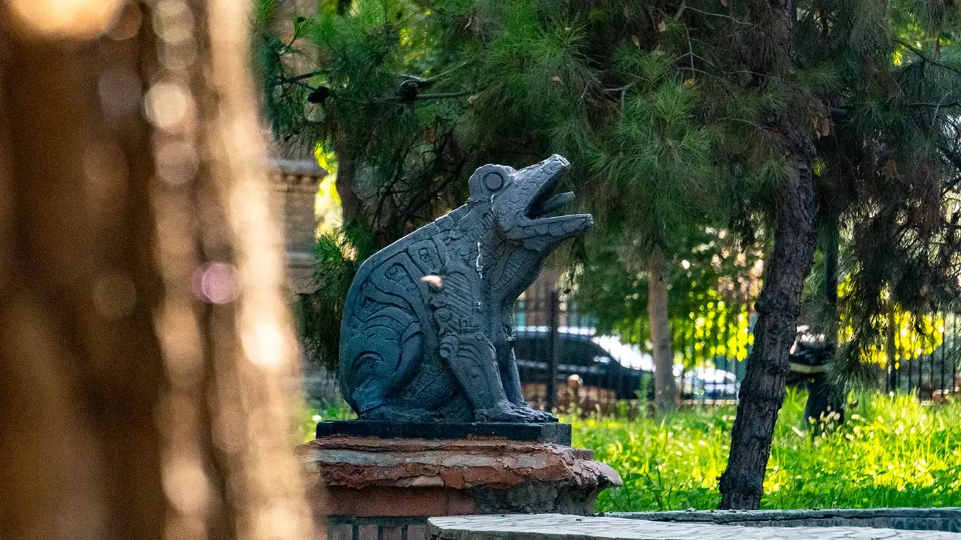 Дворец князя Романова. Фонтан